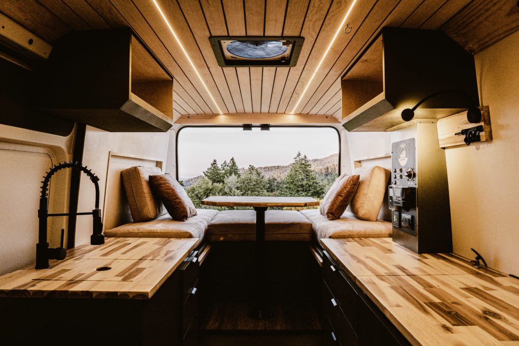 bonita interior with back open doors